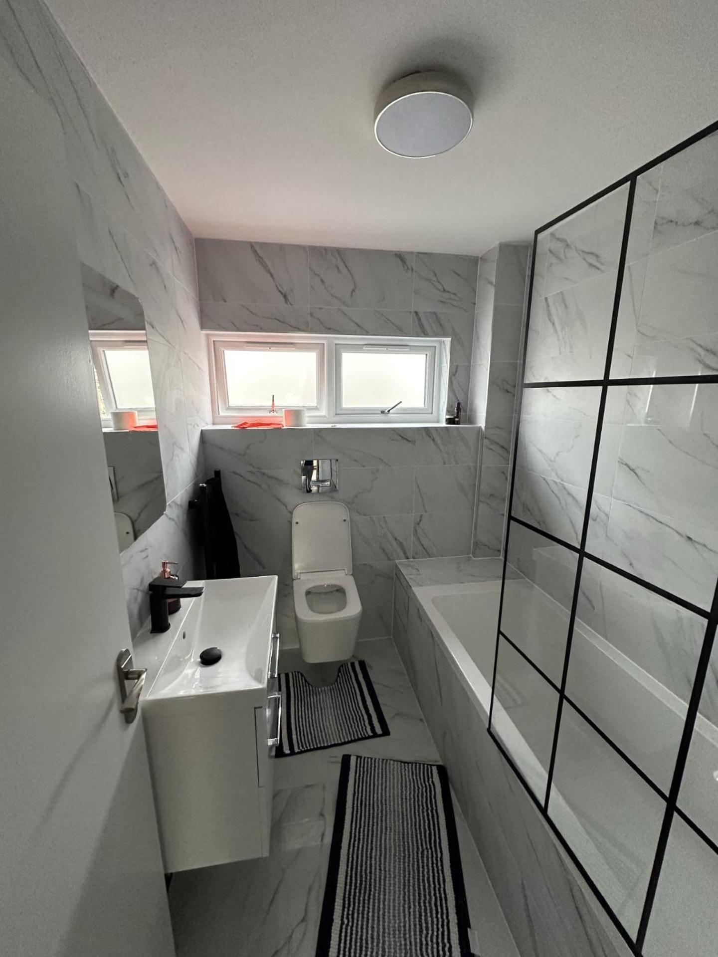 Brand New Suit Room 10 Min To Walk Central Line! Уудфорд Екстериор снимка